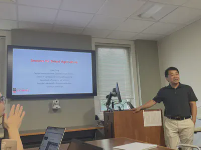 Prof. Liang Dong presenting plant wearable sensor technologies during the joint seminar.