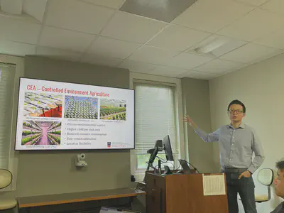 Prof. Zhihang Song presenting phenotyping technologies under CEA during the joint seminar.