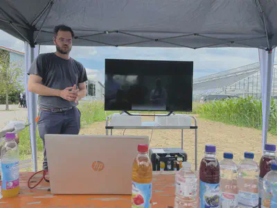 Stefan showing poster