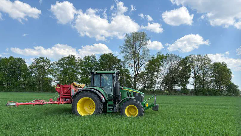 Satellite farming boosting Nitrogen Use Efficiency from Space 